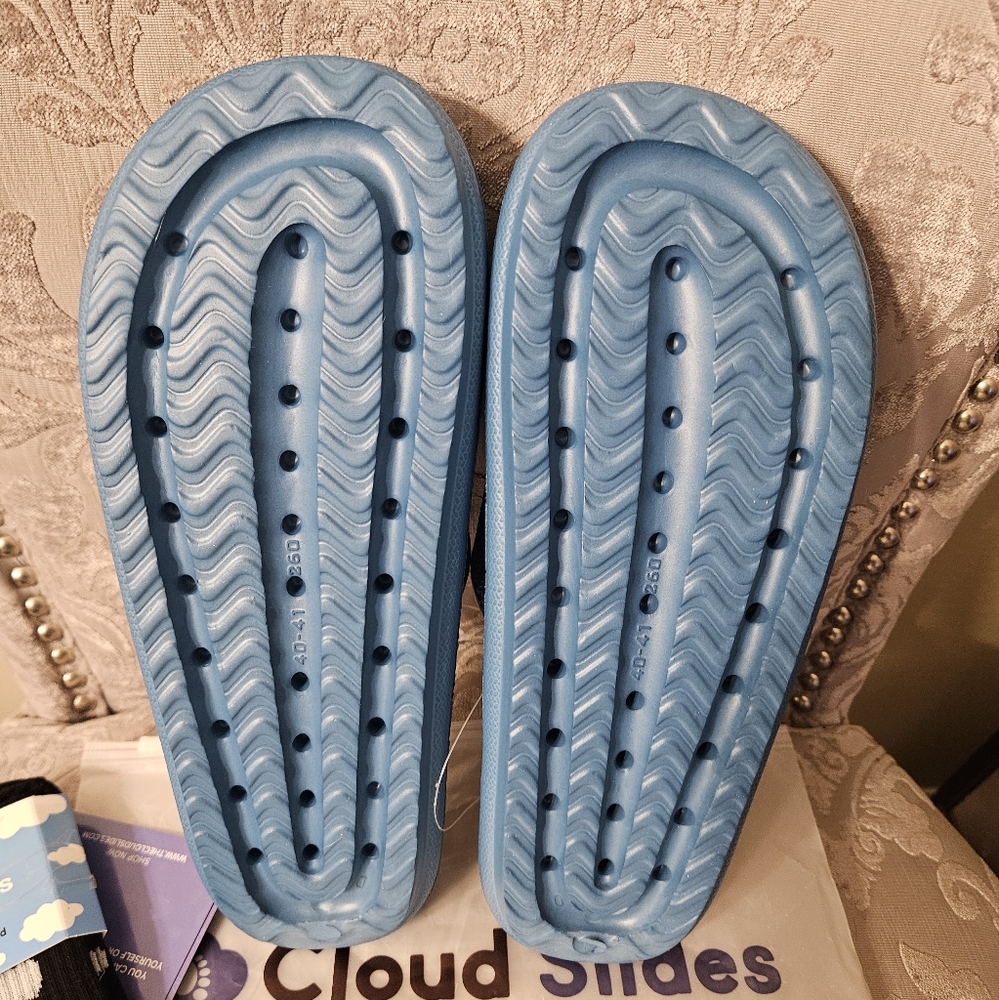 NEW Original Cushion Slides - Cloud Slides in Blue Womens 40-41/8.5-9.5 +FREEBIE - Picture 2 of 4